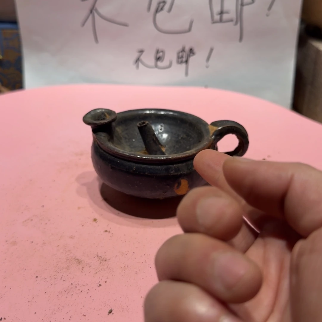 陶其他漂亮的小瓷瓶子