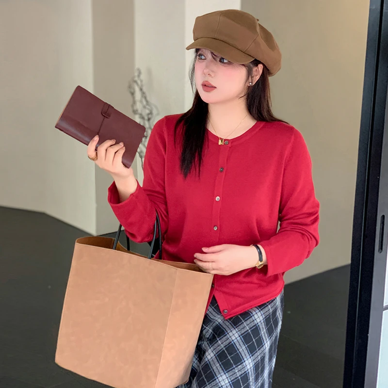 大码女装修身型森系圆领拼接纯色毛针织衫长袖时尚春秋侘寂风