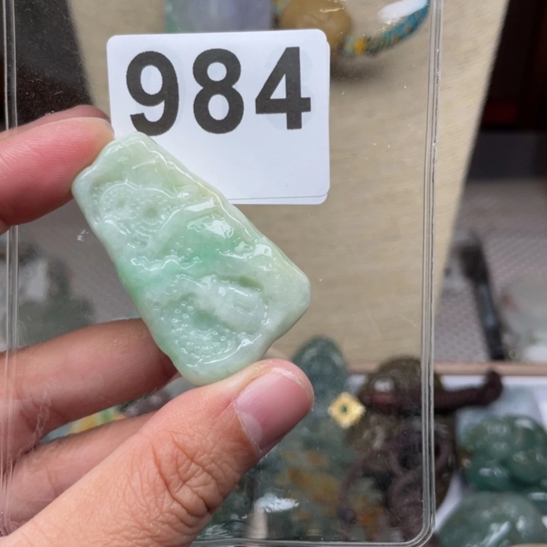 【闪购商品】翡翠颈饰未镶嵌玺翡翠