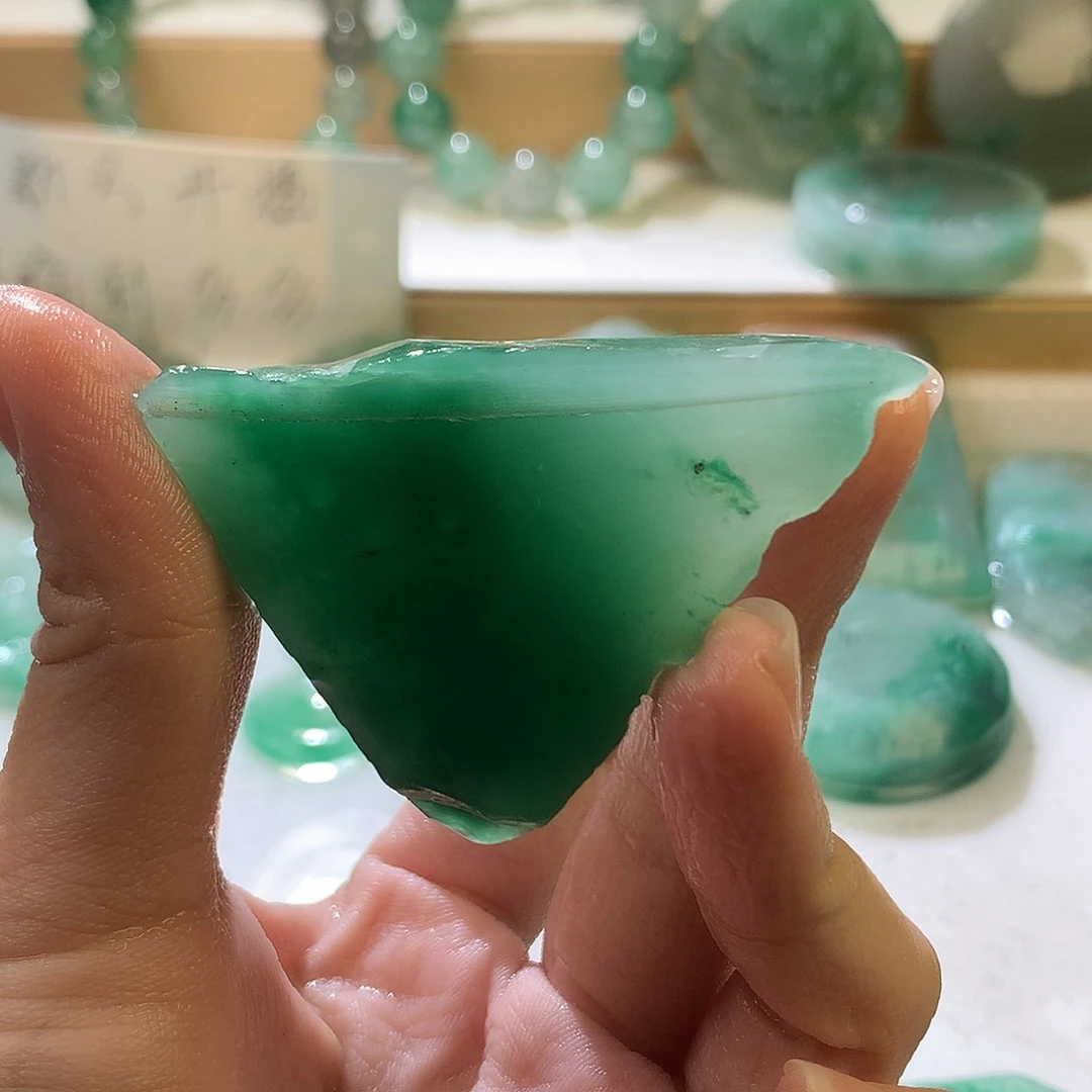 石英质玉未镶嵌珠宝半成品