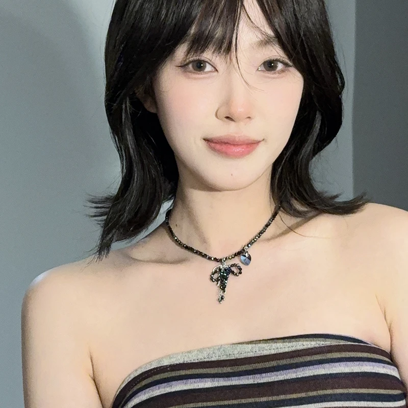 oushipei/欧诗佩 铜合金仿水晶项链 蓝色爱心水晶串珠蝴蝶结项链