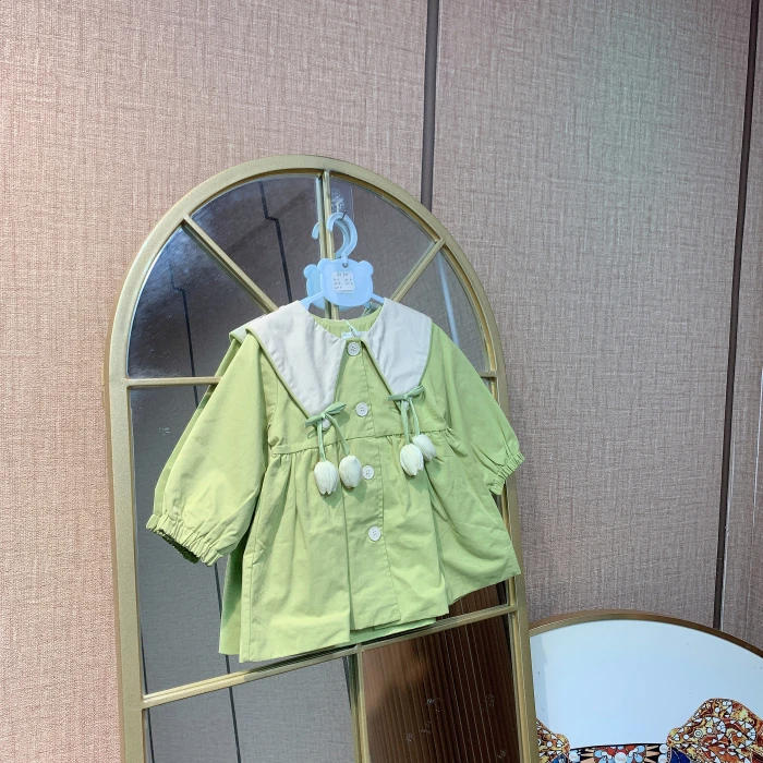 AA630   宝宝绿色娃娃领上衣外套    秋款