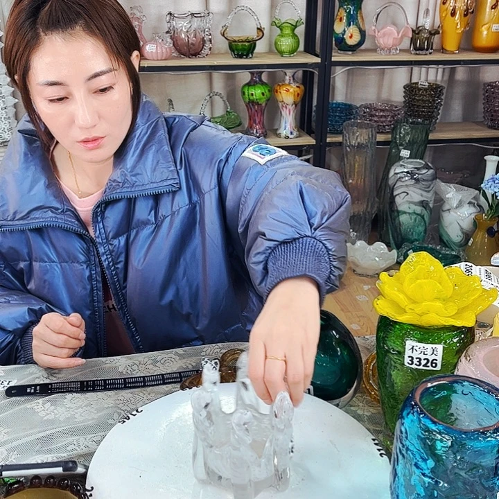 1360 家悦琉璃工艺品不完美