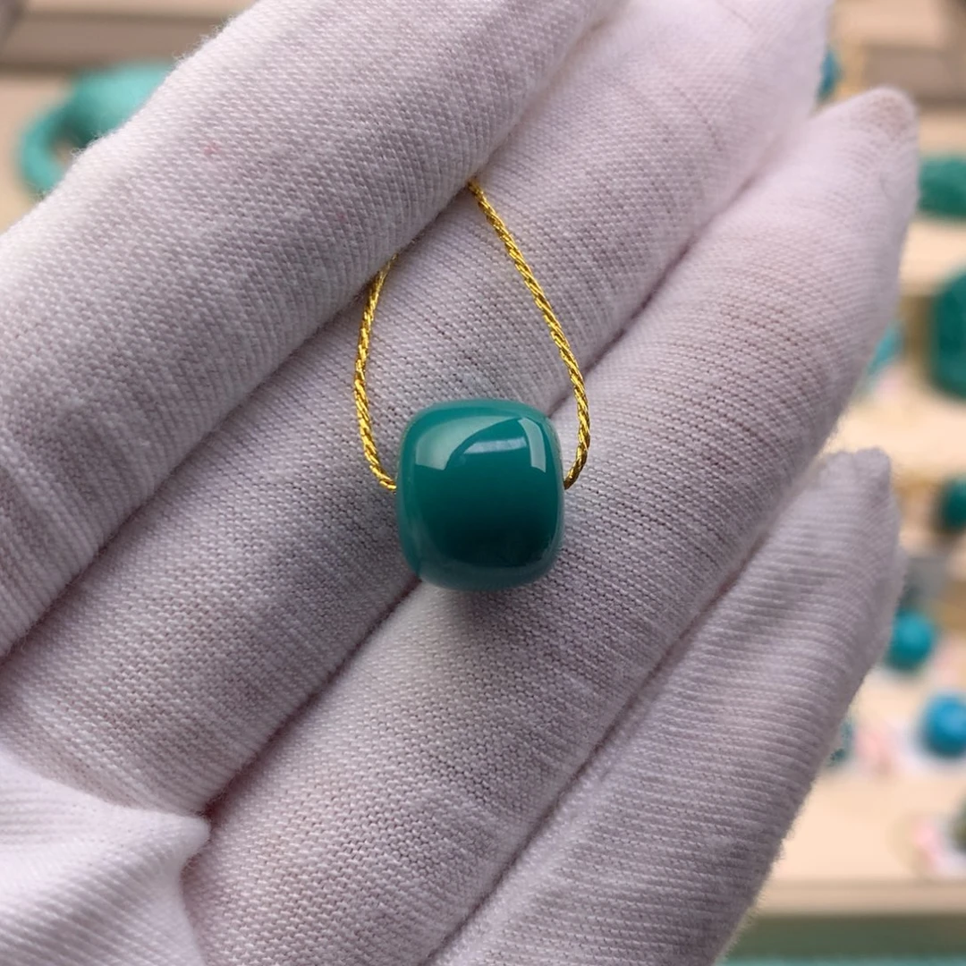 绿松石未镶嵌珠宝奇石11.4*9.7