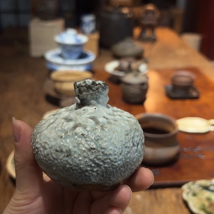 看好产品，，默认微瑕，看好下单