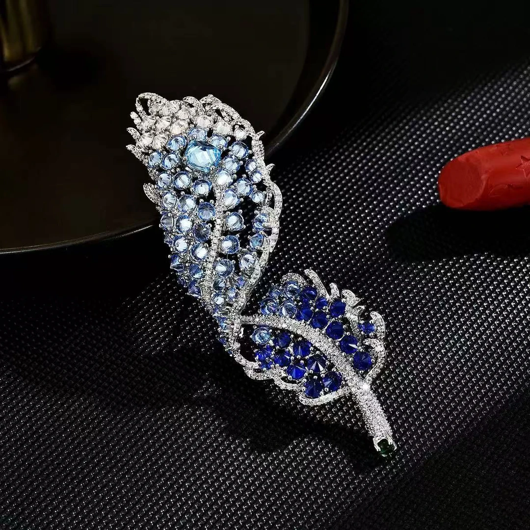 铜合金合成锆石胸针 海蓝羽毛 胸针超闪精致胸花