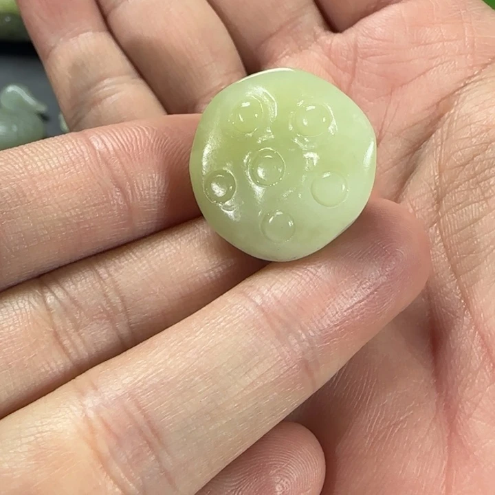 和田玉未镶嵌颈饰福利