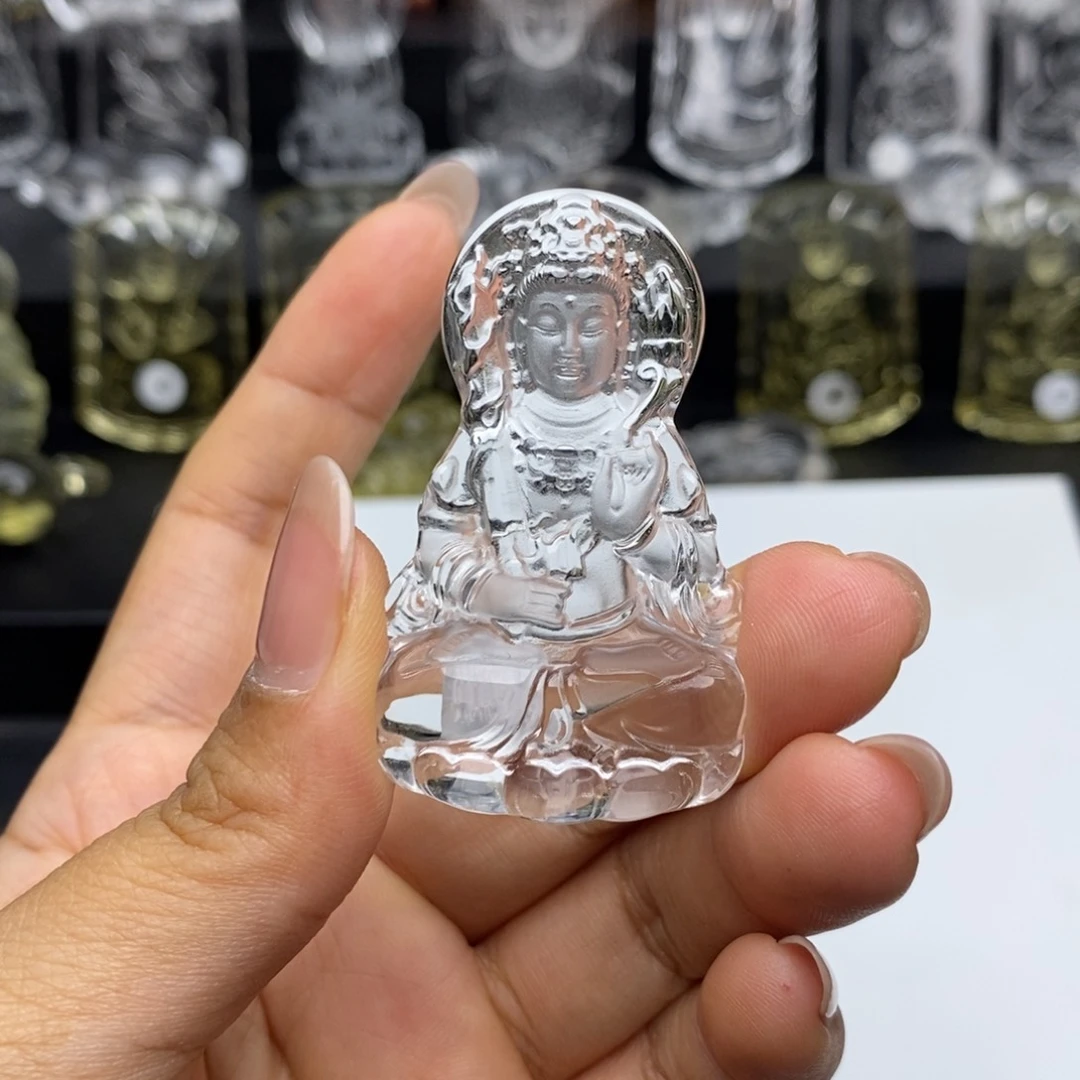 未镶嵌颈饰水晶暮*