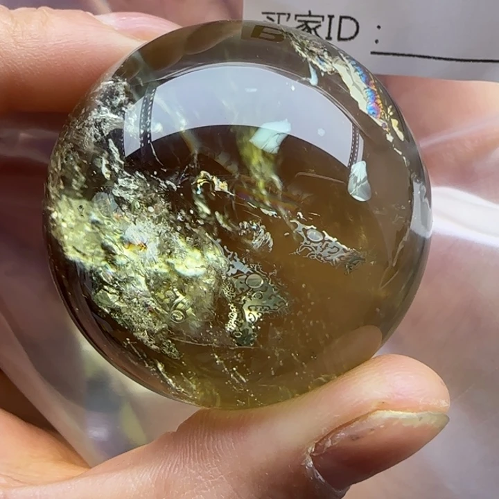 六***瓶未镶嵌珠宝半成品水晶B695