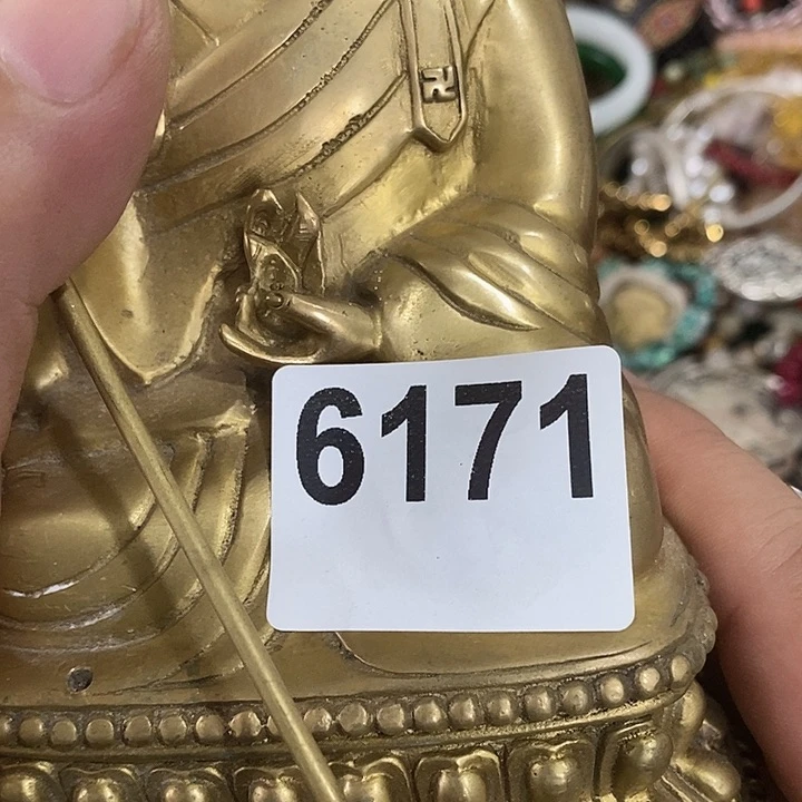 摩**士前后两个月的时间里6171