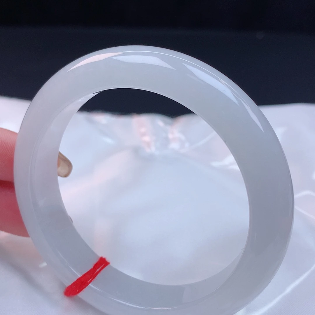 【闪购商品】未镶嵌手镯翡翠57+