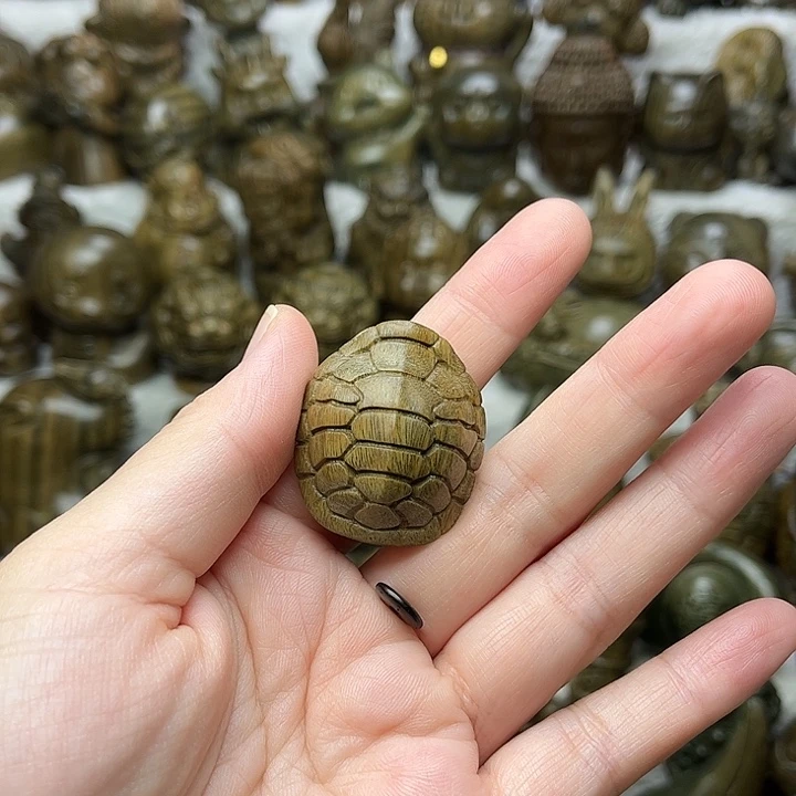维腊木（绿檀）春****）富甲钥匙扣