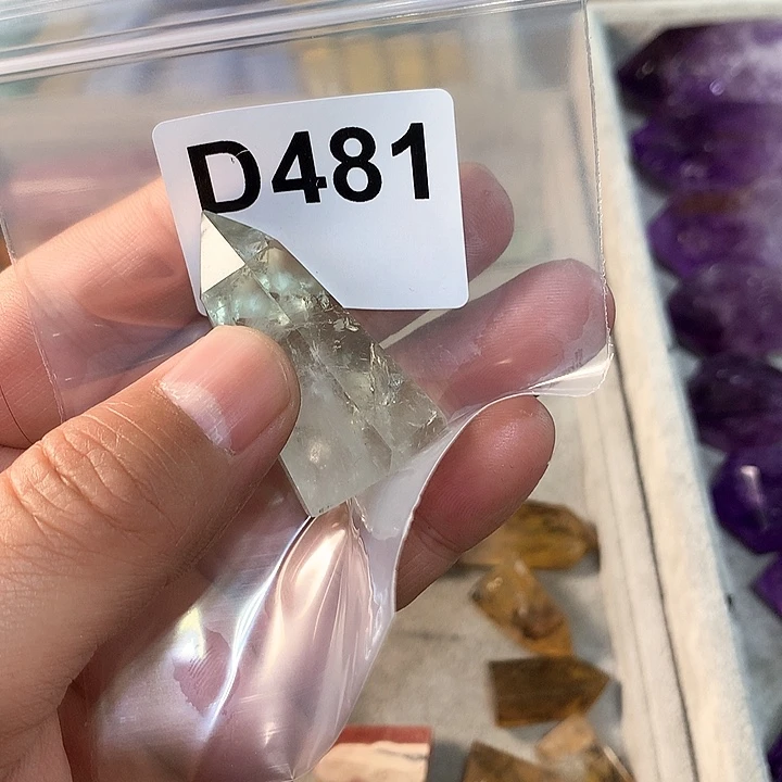 绿水晶天然水晶柱子D481未镶嵌大****奶