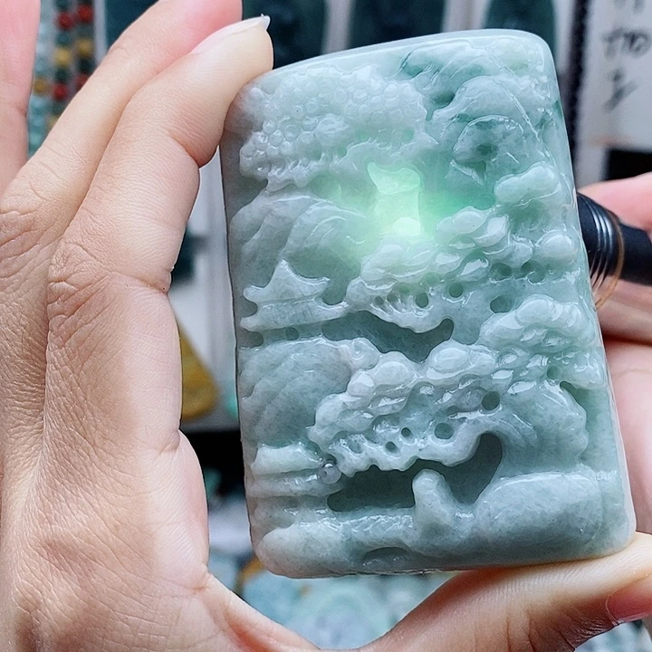 翡翠未镶嵌颈饰翡翠