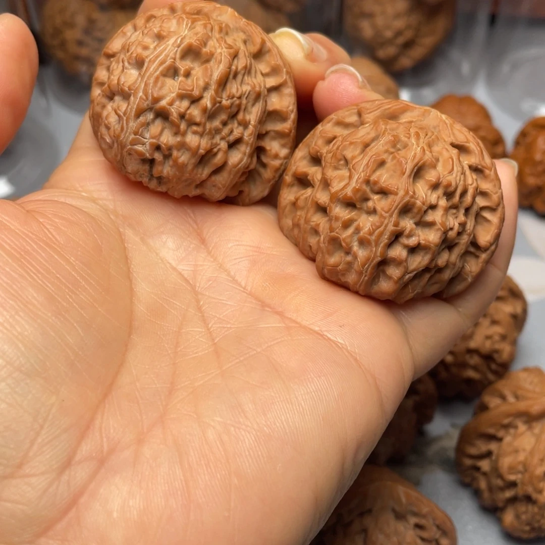 【闪购商品】文玩核桃吊坠大白狮子……