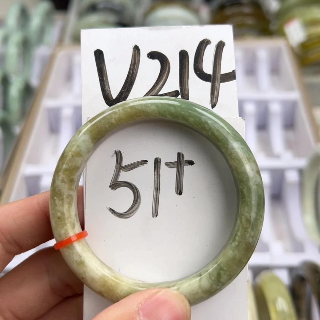 岫玉手镯未镶嵌天然岫玉