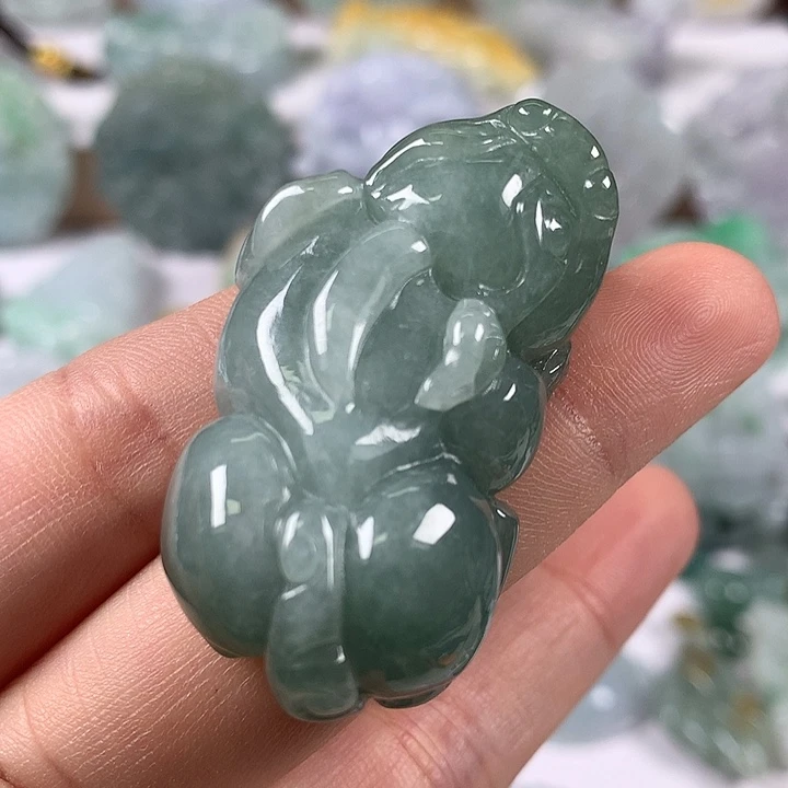 翡翠未镶嵌颈饰貔貅福利