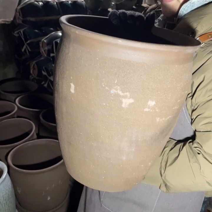 紫砂花盆口27高32瑕疵瑕疵