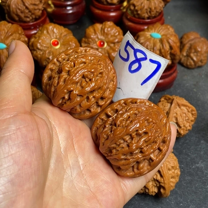 文玩核桃把件43虎头587