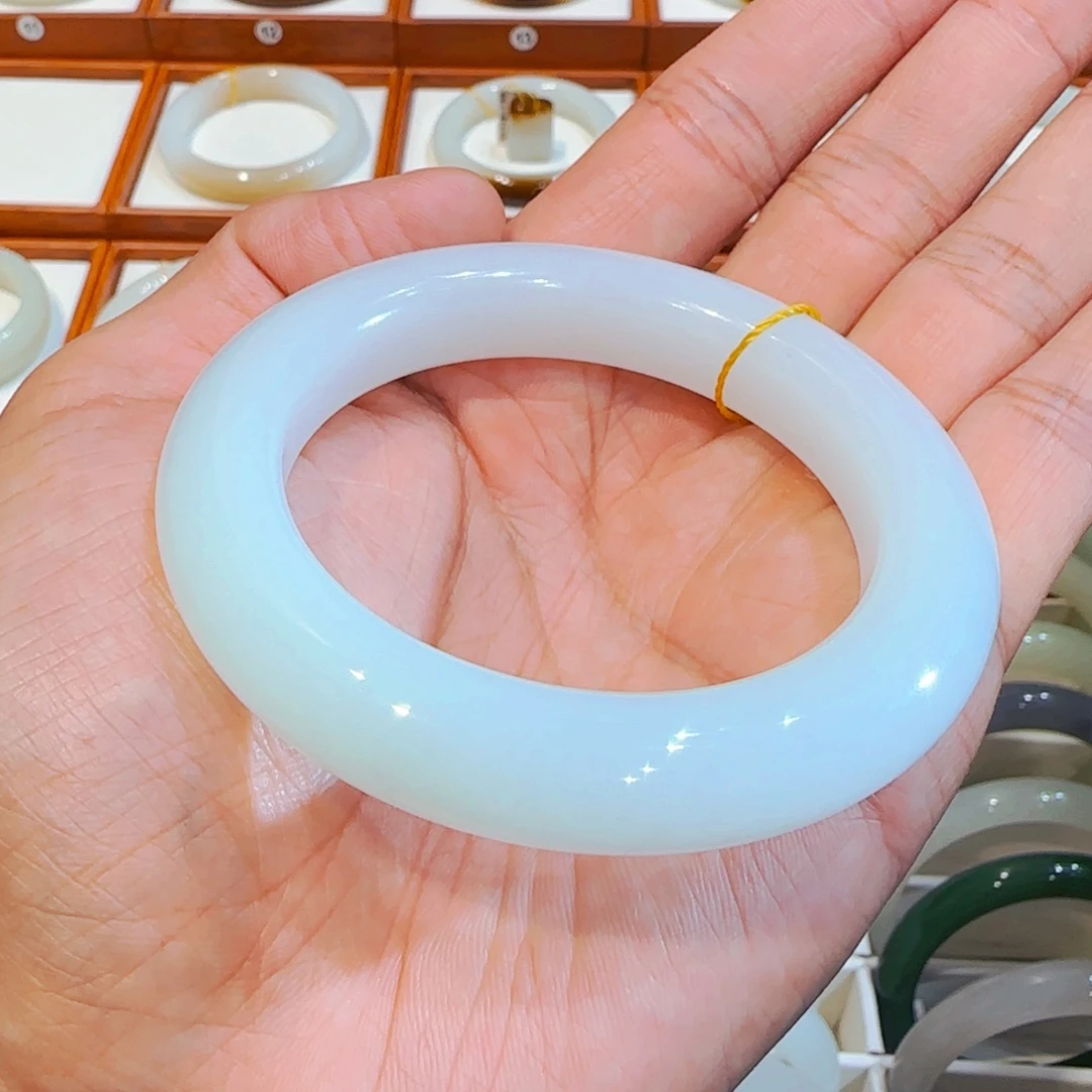 和田玉未镶嵌手镯新疆羊脂白玉55 56 57