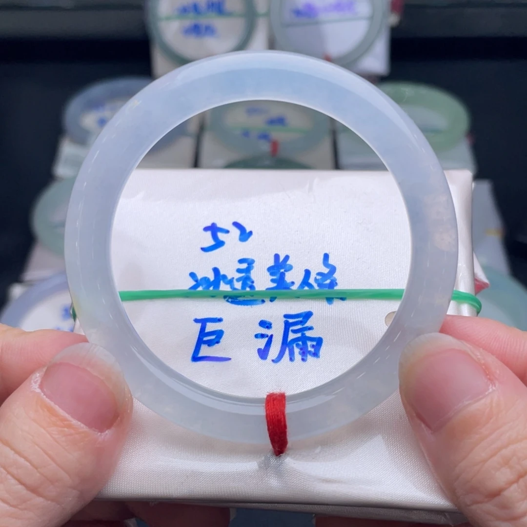 翡翠未镶嵌手镯翡翠手镯13