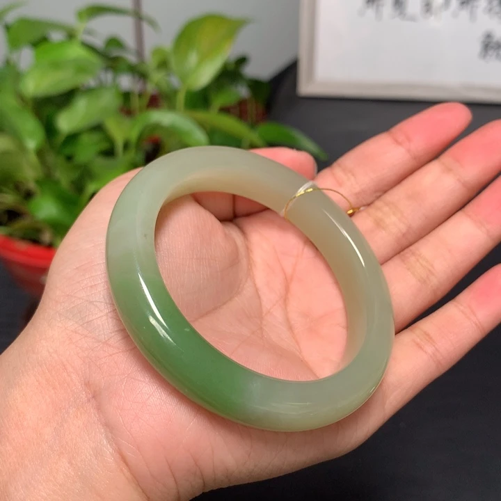 和田玉手镯未镶嵌57