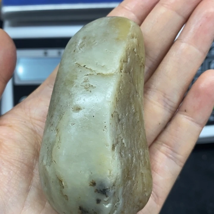 未镶嵌和田玉（糖玉）挂件