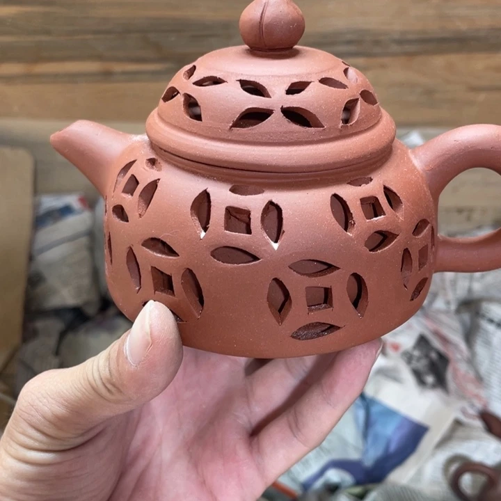 茶壶紫砂老厂紫砂壶一件。
