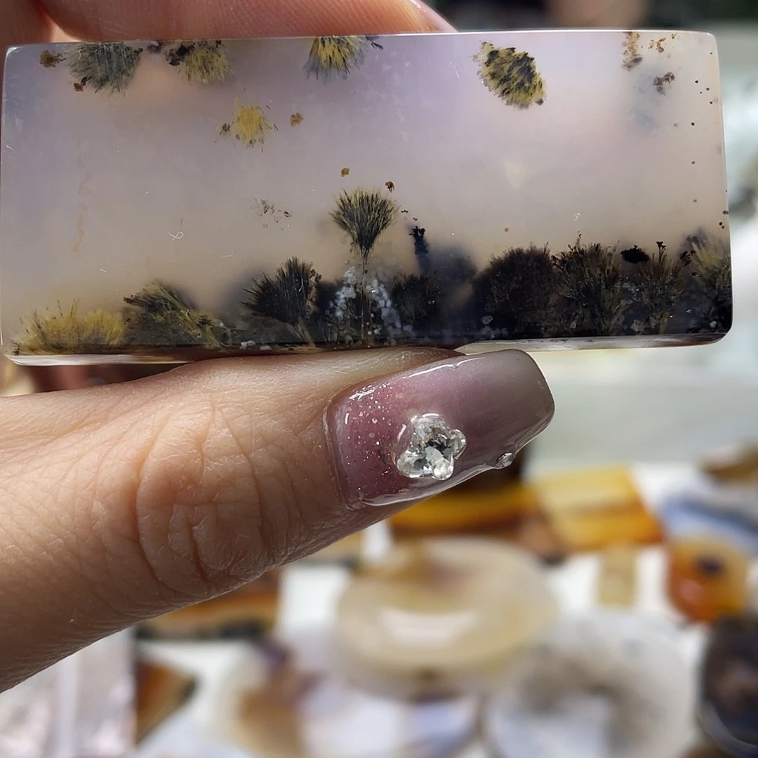 玛瑙/玉髓未镶嵌珠宝半成品