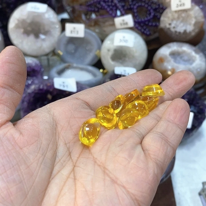 霸***姐未镶嵌玛瑙/玉髓珠宝奇石