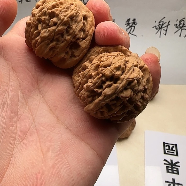 虫***湖文玩核桃把件四座楼