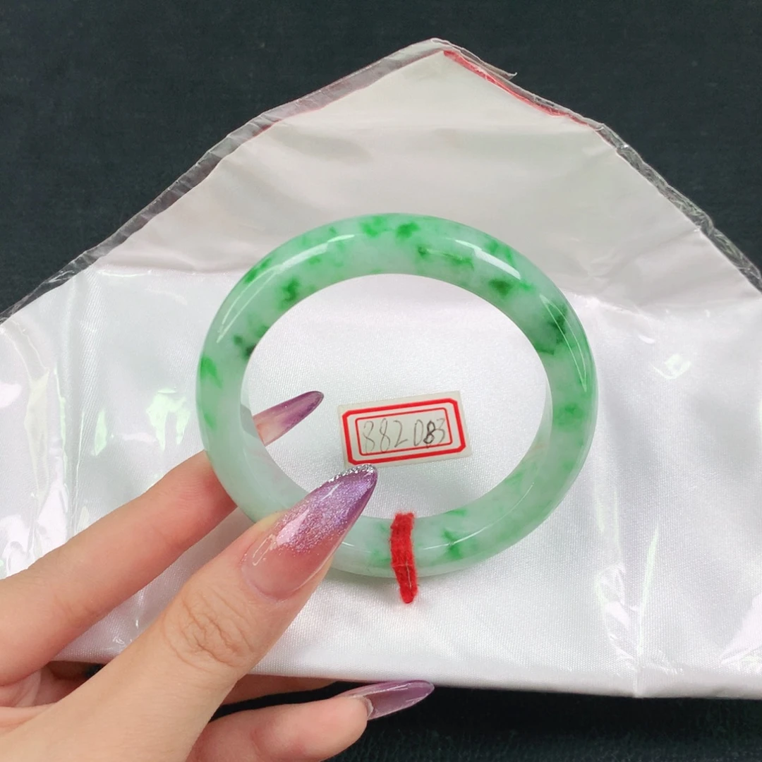 翡翠未镶嵌手镯天然翡翠手镯04