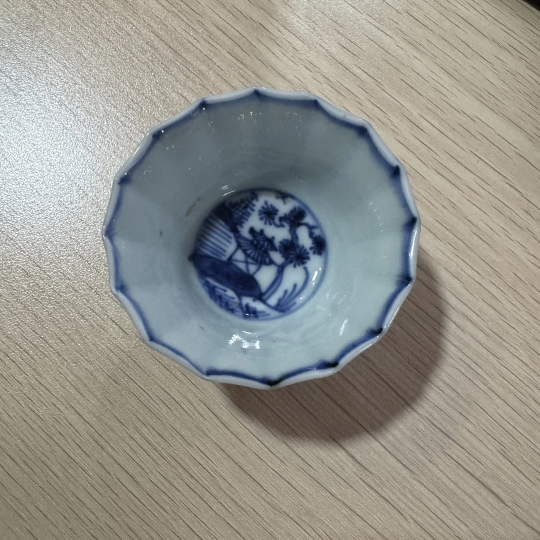SCS22222康熙青花花口杯