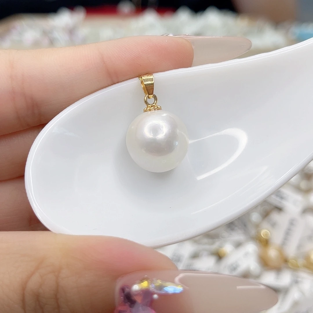 淡水珍珠合金吊坠(赠链)