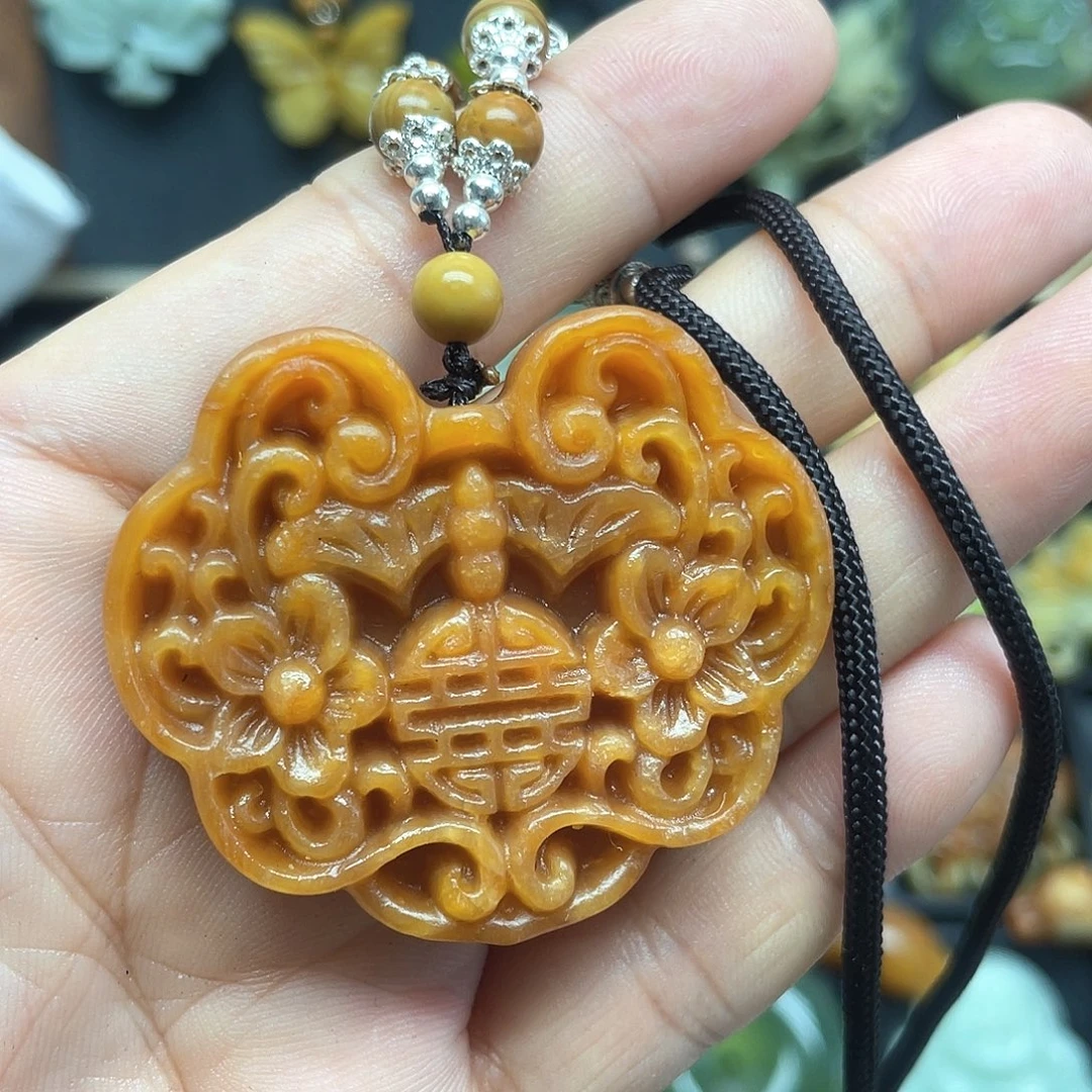 未镶嵌蛇纹石玉颈饰