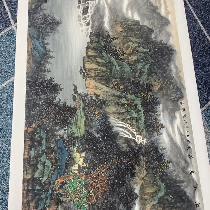 手绘作品等多种形式进行