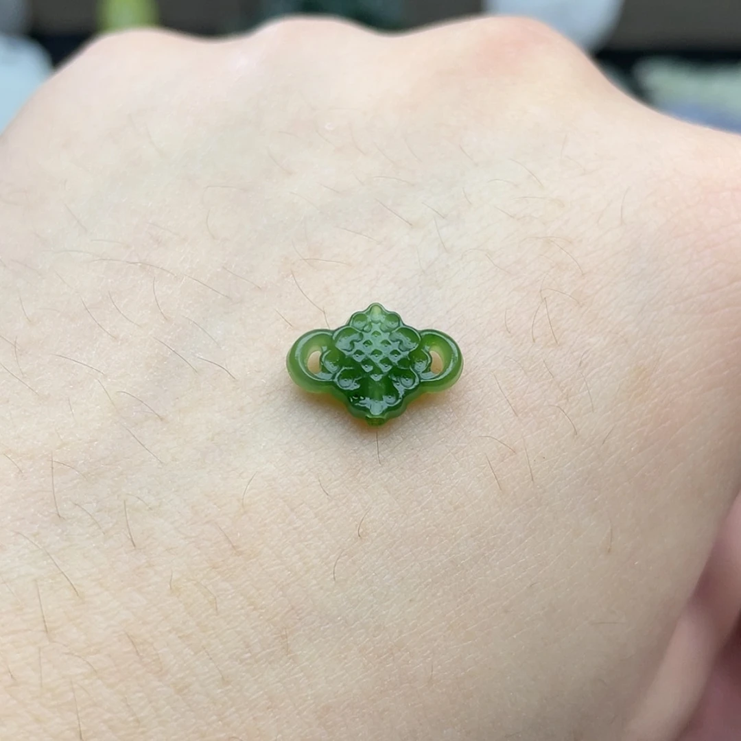 【闪购商品】颈饰未镶嵌和田玉