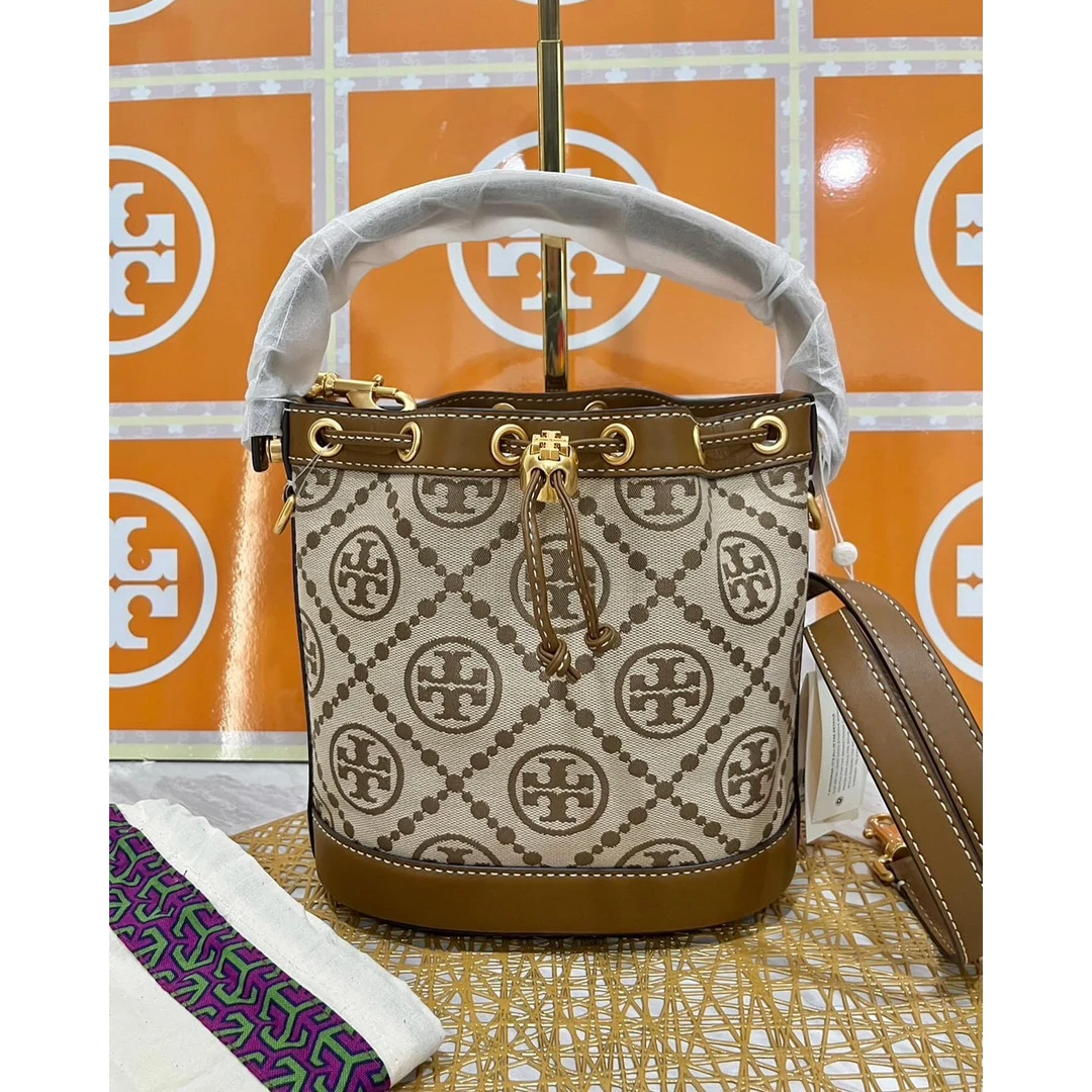 【预售】ToryBurch/汤丽柏琦T MONOGRAM棕色提花水桶包84336