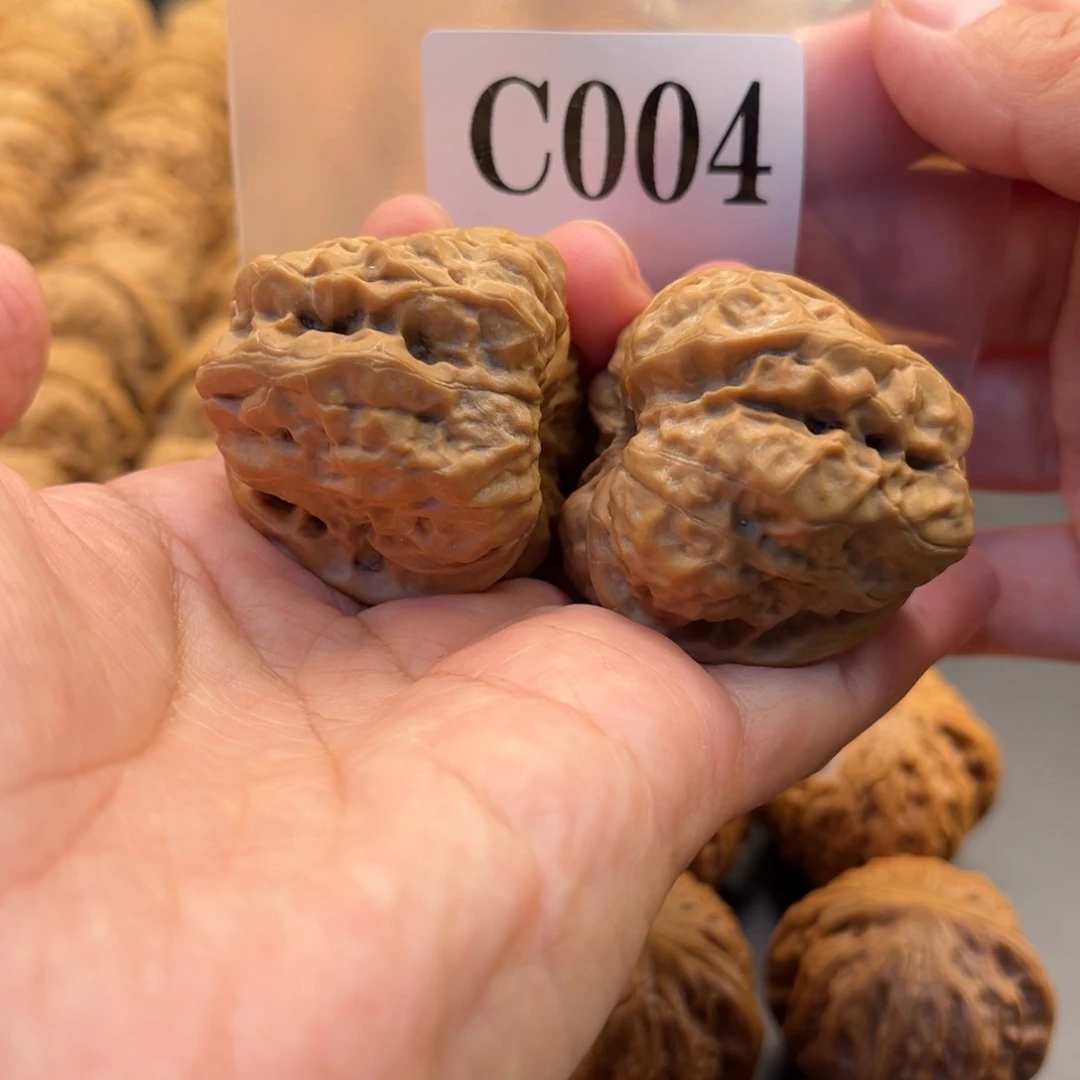 自***天把件桃核蛙蛙福利39