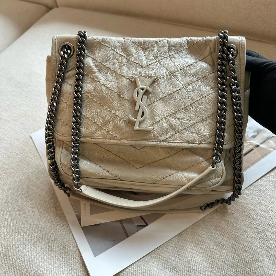 99新 YSL/圣罗兰 99新-NIKI V纹外缝线链条包中号奶油白油蜡皮
