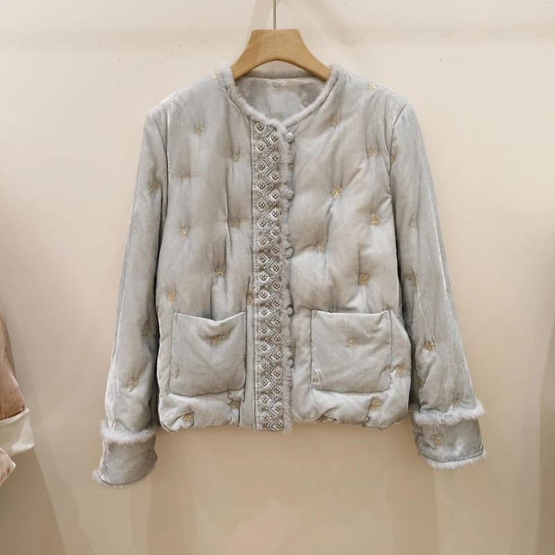 国风钉珠拼接水貂毛丝绒羽绒服女圆领时尚气质白鸭绒外套2025新品