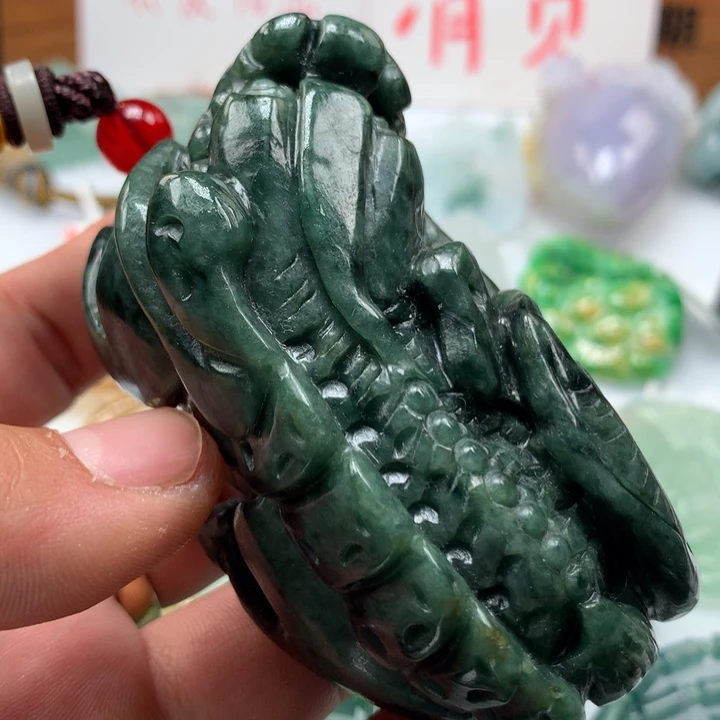 翡翠颈饰未镶嵌保真天然A货翡翠