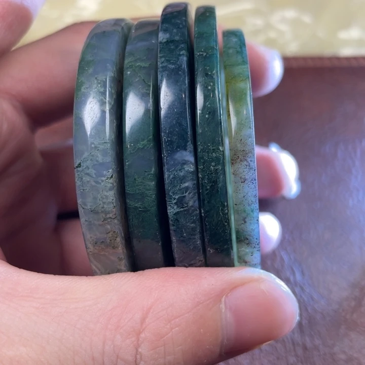 玛瑙/玉髓颈饰合金溅**郎