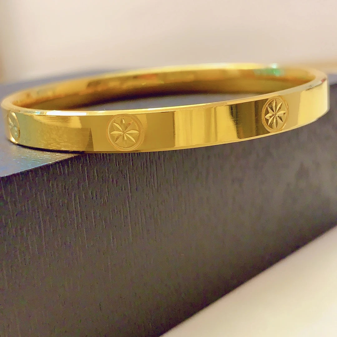 【水贝黄金】足 金999精品米字手镯A100