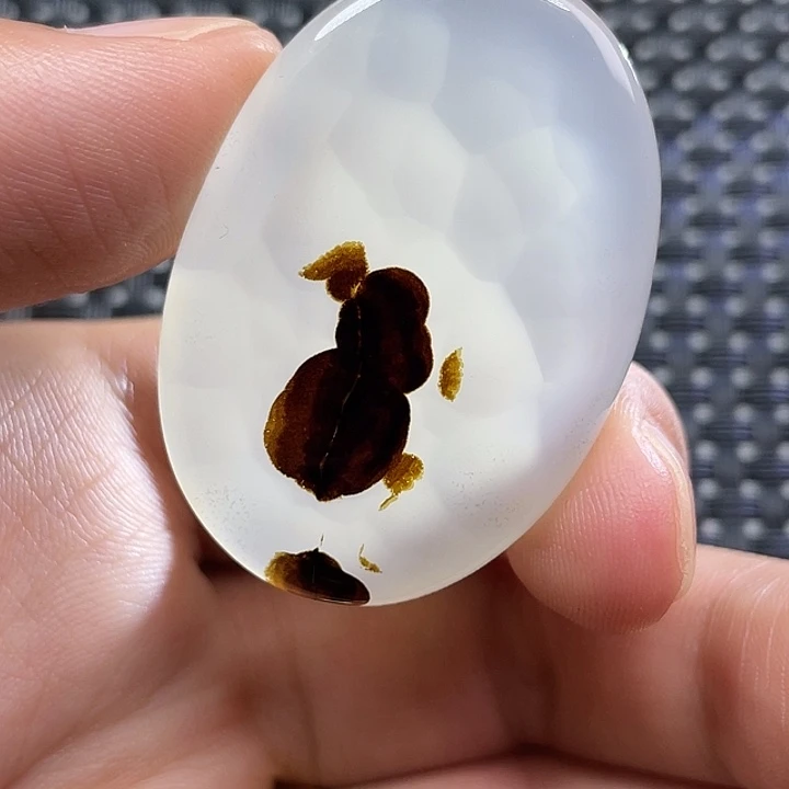 未镶嵌颈饰玛瑙/玉髓王*