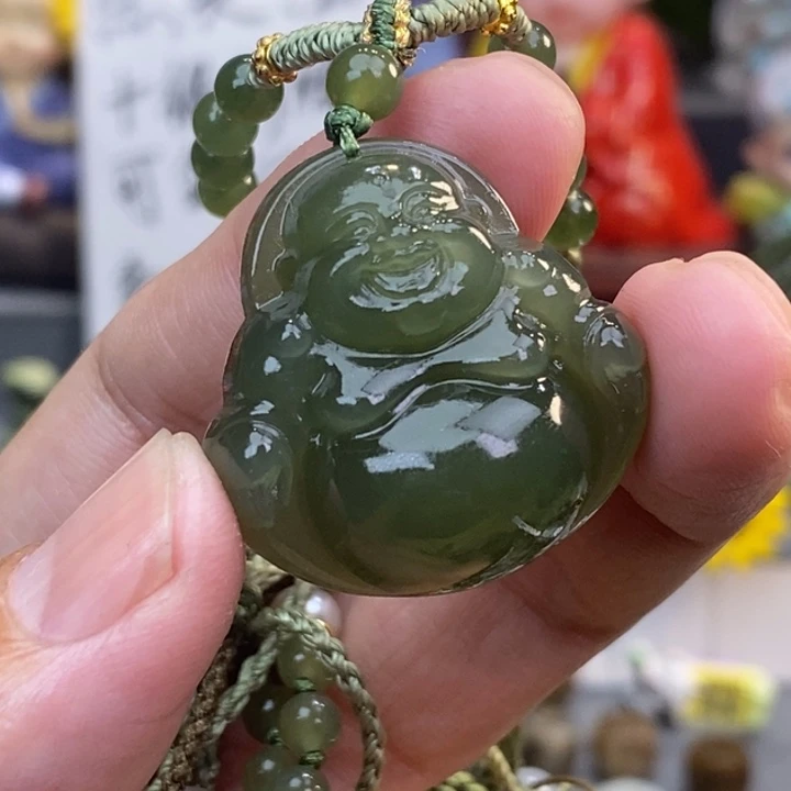 重***过和田玉未镶嵌颈饰