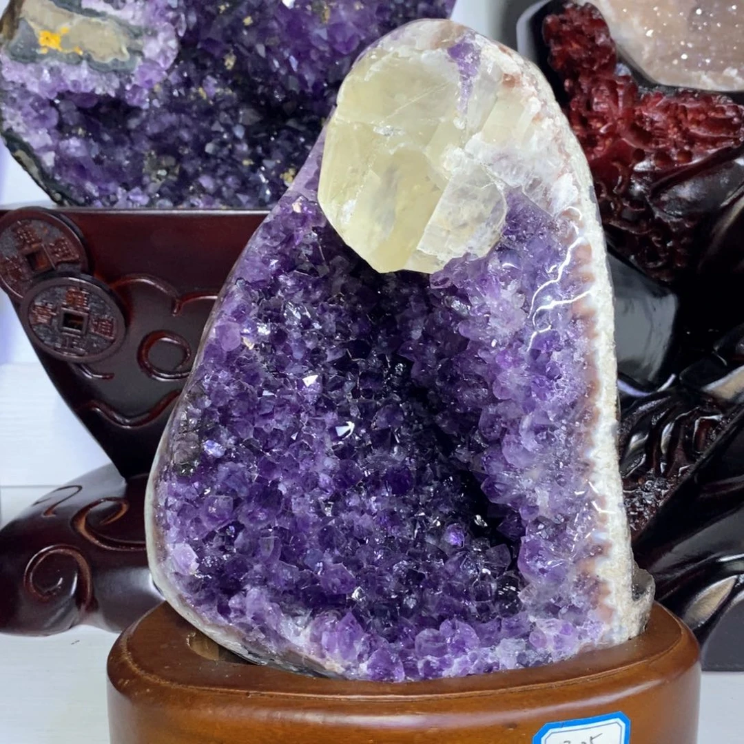 紫晶摆件未镶嵌莹