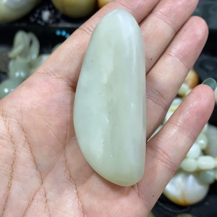 和田玉（糖玉）未镶嵌挂件