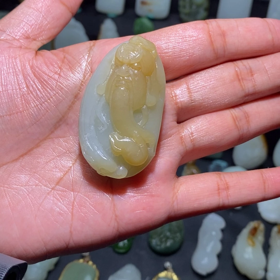 和田玉关羽未镶嵌