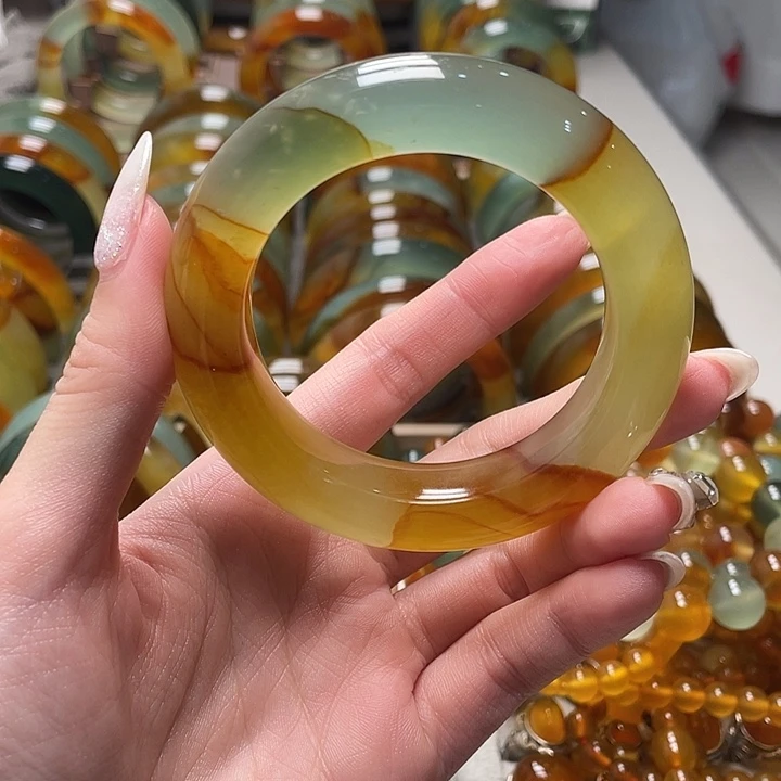 蛇纹石玉未镶嵌手镯54.6